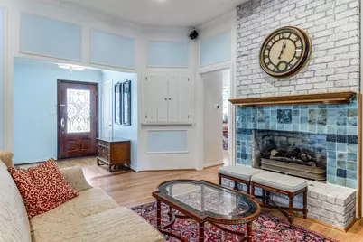 8721 Lacrosse Drive, Dallas, TX 75231 - Photo 7