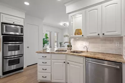 6126 Highgate Lane, Dallas, TX 75214 - Photo 21