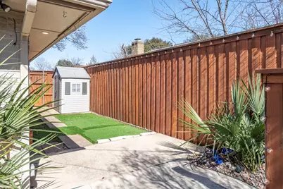 6126 Highgate Lane, Dallas, TX 75214 - Photo 37