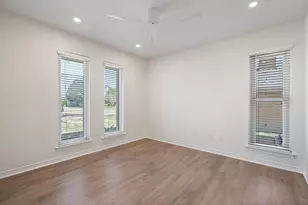 6126 Highgate Ln, Dallas, TX 75214 - Photo 31