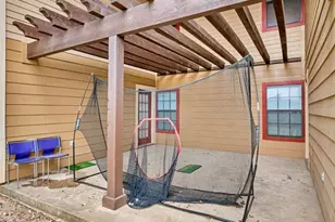 2410 S 2nd St, Waco, TX 76706 - Photo 25