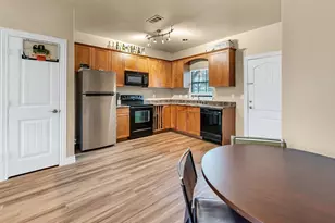 2410 S 2nd St, Waco, TX 76706 - Photo 9