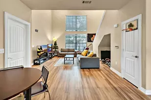 2410 S 2nd St, Waco, TX 76706 - Photo 3