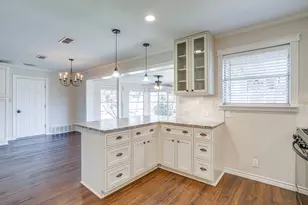 1219 John Reagan St, Benbrook, TX 76126 - Photo 23