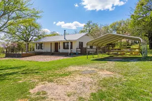 1300 Shannon Dr, Cleburne, TX 76031 - Photo 1