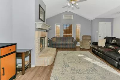 202 Lancelot Drive, Weatherford, TX 76086 - Photo 5