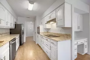 814 Oakbluff Dr, Lancaster, TX 75146 - Photo 15