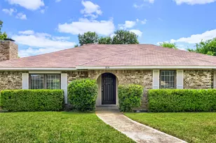 814 Oakbluff Dr, Lancaster, TX 75146 - Photo 3