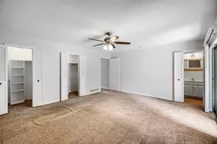 814 Oakbluff Dr, Lancaster, TX 75146 - Photo 11