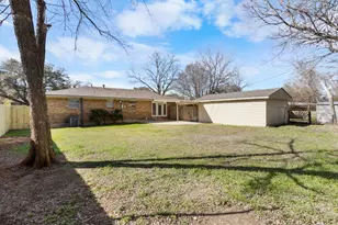 2125 Hermanson Dr, Waco, TX 76710 - Photo 29