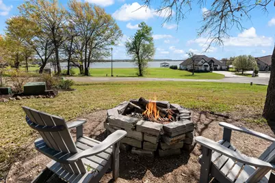 107 Nautical Point, Mabank, TX 75143 - Photo 3