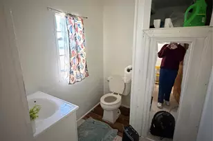 1210 N Robinson St, Cleburne, TX 76031 - Photo 9