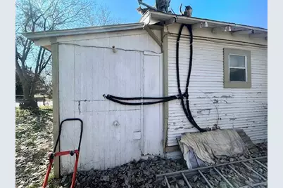 1515 W 9th Avenue, Corsicana, TX 75110 - Photo 3