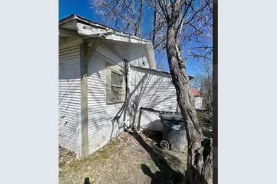 1515 W 9th Avenue, Corsicana, TX 75110 - Photo 5