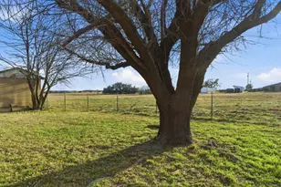 675 Co Rd 502, Stephenville, TX 76401 - Photo 37