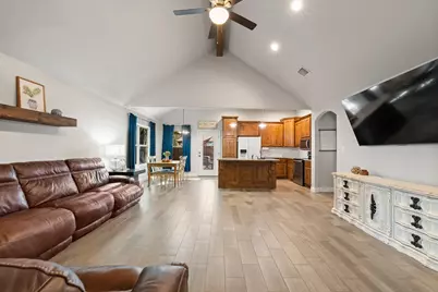 3107 Steepleridge Circle, Granbury, TX 76048 - Photo 5