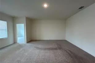 10329 Burnfoot Ln, Crowley, TX 76036 - Photo 7