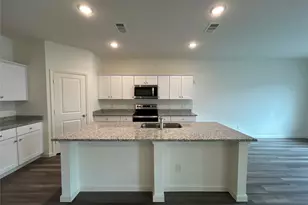 10329 Burnfoot Ln, Crowley, TX 76036 - Photo 5