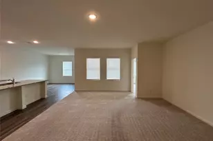 10329 Burnfoot Ln, Crowley, TX 76036 - Photo 9