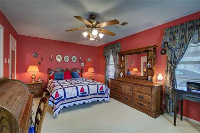 204 Garrett Avenue, East Tawakoni, TX 75472 - Photo 17