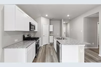 5548 Rollins Drive, Denton, TX 76249 - Photo 5