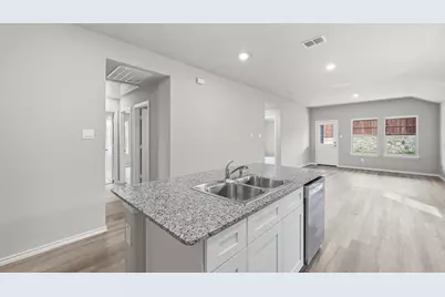 5548 Rollins Drive, Denton, TX 76249 - Photo 9