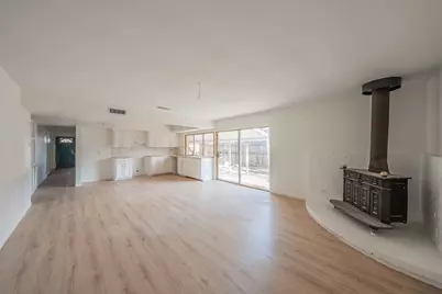 3405 Brook Lane, Grand Prairie, TX 75052 - Photo 5