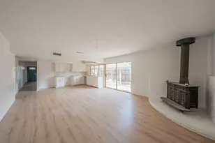 3405 Brook Ln, Grand Prairie, TX 75052 - Photo 5