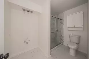 3405 Brook Ln, Grand Prairie, TX 75052 - Photo 19