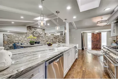 3245 Latham Drive, Dallas, TX 75229 - Photo 11