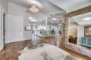 3245 Latham Dr, Dallas, TX 75229 - Photo 5