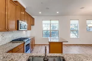 3942 Sugar Tree Way, Addison, TX 75001 - Photo 9