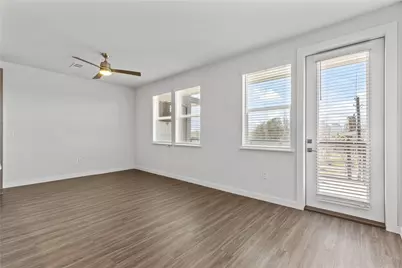 1500 N Fitzhugh Avenue, Dallas, TX 75204 - Photo 13