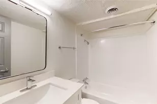 205 E Davis St, Dallas, TX 75203 - Photo 3