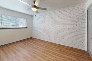 205 E Davis St, Dallas, TX 75203 - Photo 5