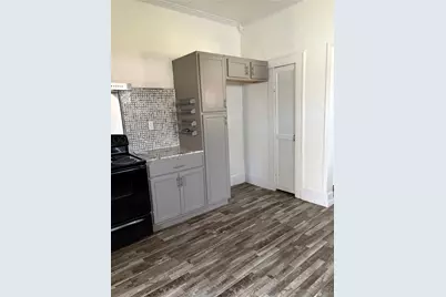 423 E Navasota Street, Groesbeck, TX 76642 - Photo 13