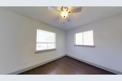 404 E 9th Street #4-205, Dallas, TX 75203 - Photo 3