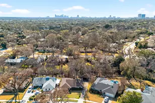 6615 Ridgemont Dr, Dallas, TX 75214 - Photo 31