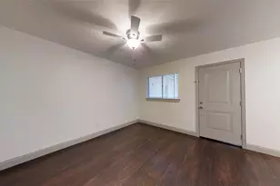 404 E 9th St, Dallas, TX 75203 - Photo 5