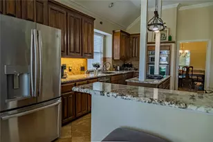 814 Doral Dr, Mansfield, TX 76063 - Photo 9