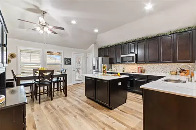 1628 Black Duck Terrace, Carrollton, TX 75010 - Photo 11