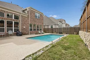 344 Birchwood Wy, Irving, TX 75063 - Photo 23