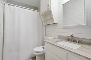 1337 S 11th St, Waco, TX 76706 - Photo 13