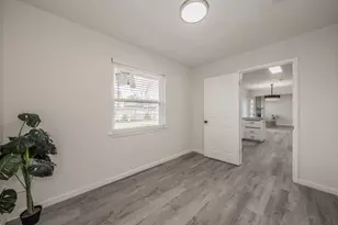 1921 Guinevere St, Arlington, TX 76014 - Photo 15