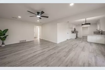 1921 Guinevere Street, Arlington, TX 76014 - Photo 5