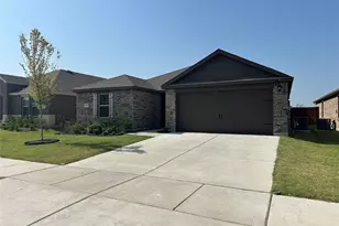 1329 Skyline Dr, Denton, TX 76207 - Photo 5