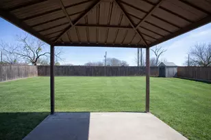 111 Candlestick Dr, Graham, TX 76450 - Photo 15