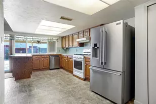 4304 Woodbluff Dr, Mesquite, TX 75150 - Photo 7