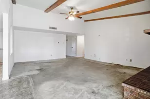 4304 Woodbluff Dr, Mesquite, TX 75150 - Photo 5