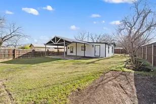 108 E 9th St, Valley Mills, TX 76689 - Photo 15